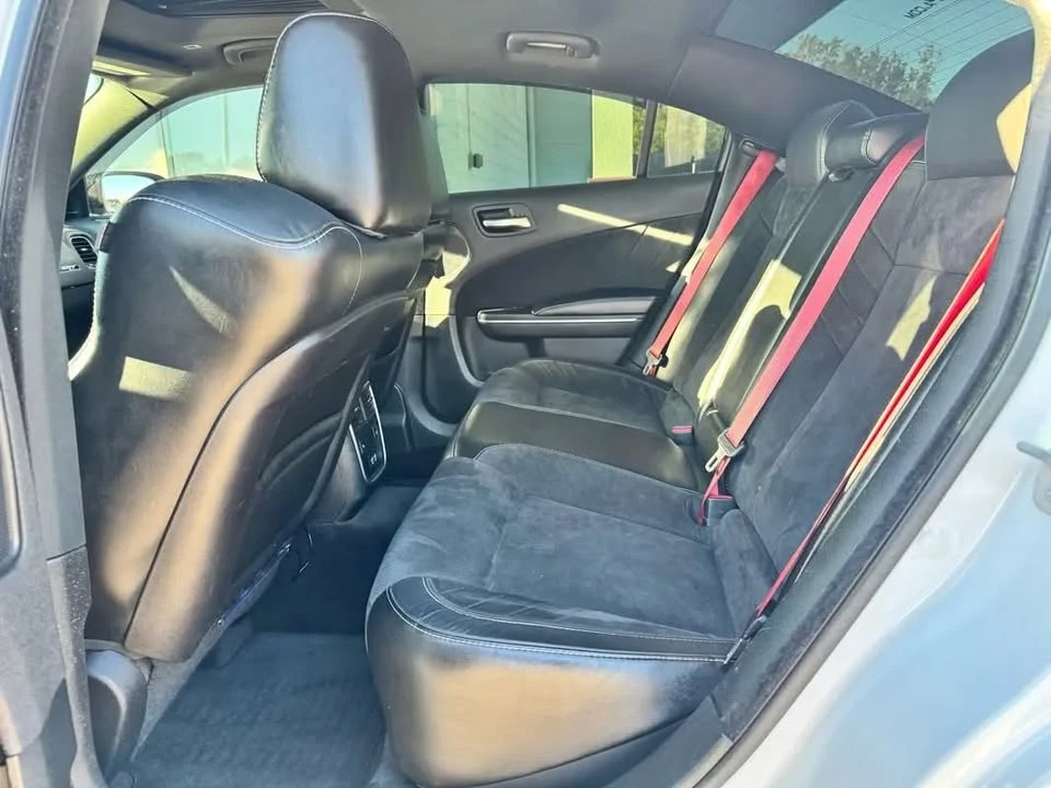 2018 Dodge Charger SRT & 392 7th Gen - Image 9 of 20