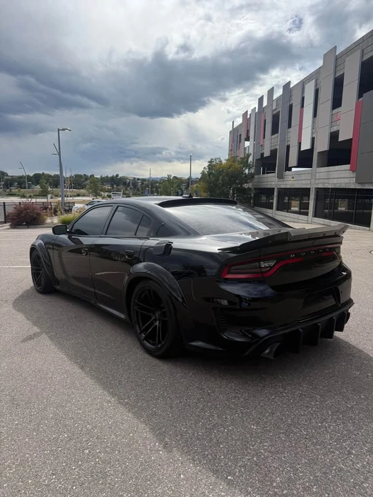 2018 Dodge Charger SRT & 392 7th Gen - Image 4 of 16