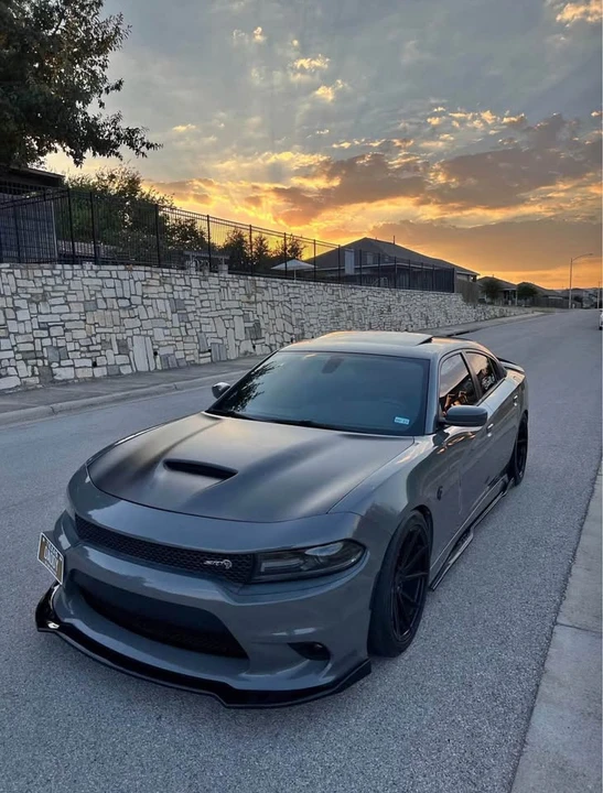 2018 Dodge Charger SRT & 392 7th Gen - Image 2 of 8