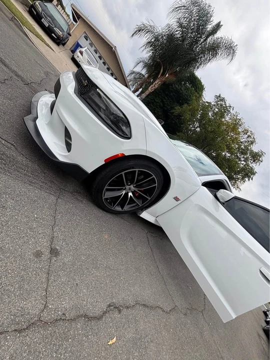 2018 Dodge Charger SRT & 392 7th Gen - Image 4 of 12