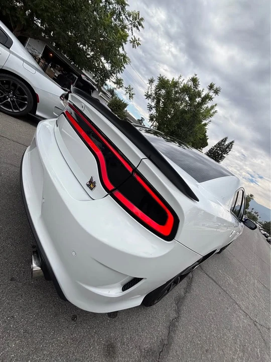 2018 Dodge Charger SRT & 392 7th Gen - Image 6 of 12