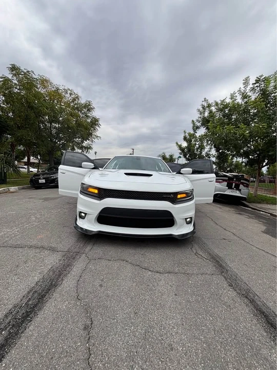 2018 Dodge Charger SRT & 392 7th Gen - Image 3 of 12