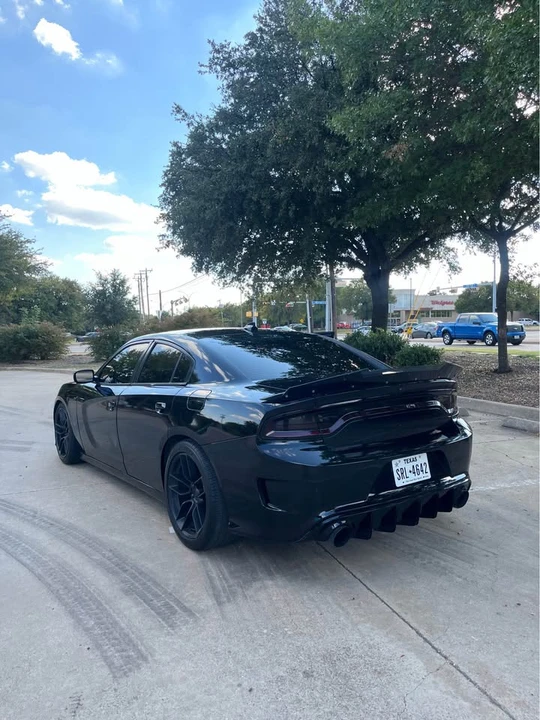 2018 Dodge Charger SRT & 392 7th Gen - Image 6 of 9