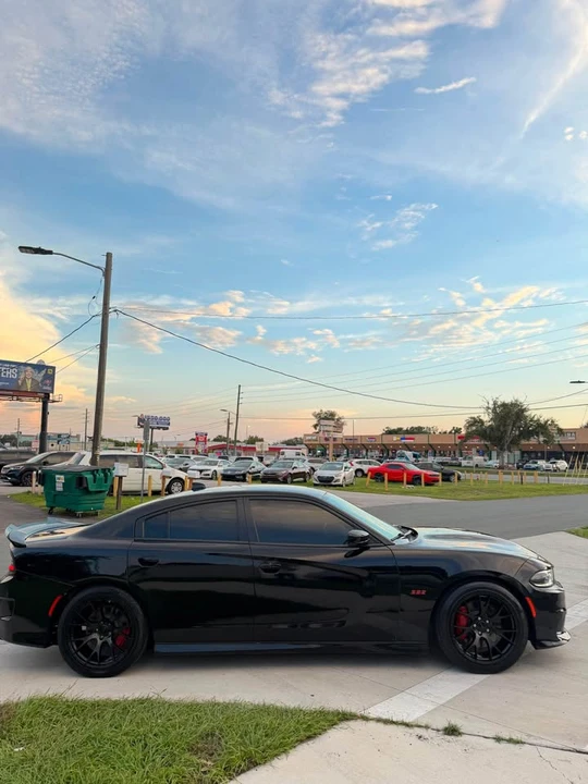2018 Dodge Charger SRT & 392 7th Gen - Image 6 of 13