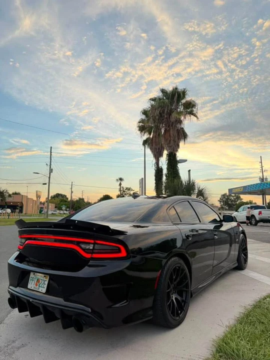 2018 Dodge Charger SRT & 392 7th Gen - Image 5 of 13