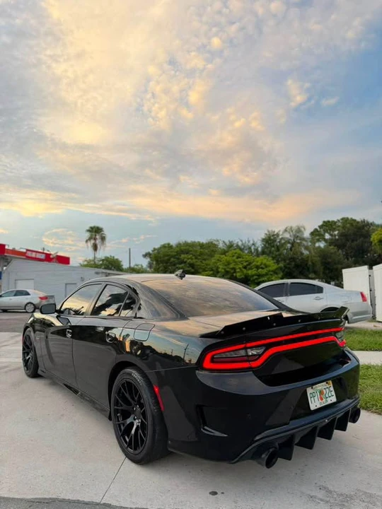 2018 Dodge Charger SRT & 392 7th Gen - Image 3 of 13