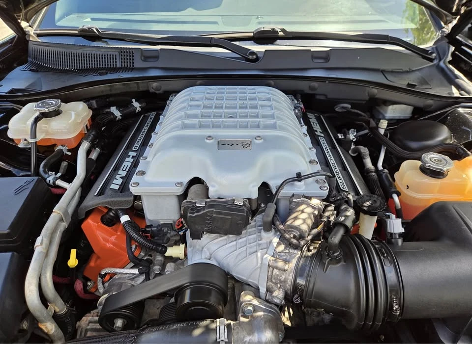 2018 Dodge Charger SRT Hellcat 7th Gen - Image 2 of 17