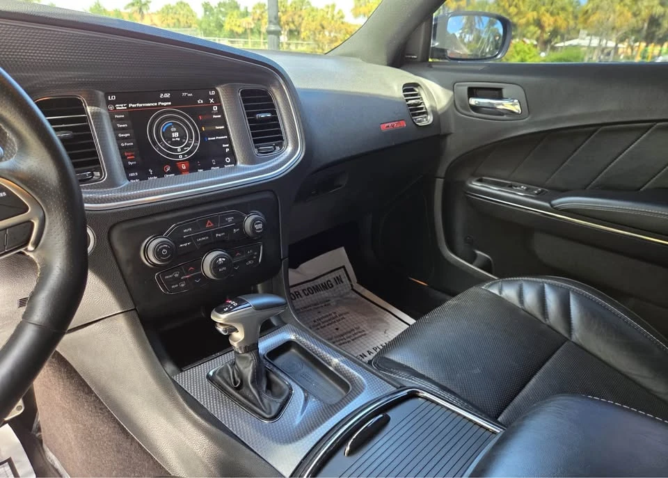 2018 Dodge Charger SRT Hellcat 7th Gen - Image 16 of 17