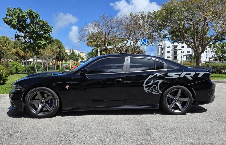 2018 Dodge Charger SRT Hellcat 7th Gen - Image 13 of 17