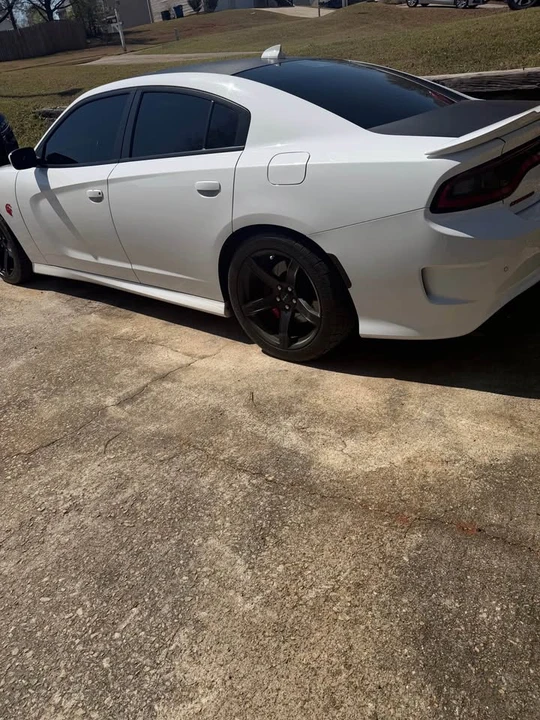 2018 Dodge Charger SRT Hellcat 7th Gen - Image 3 of 8