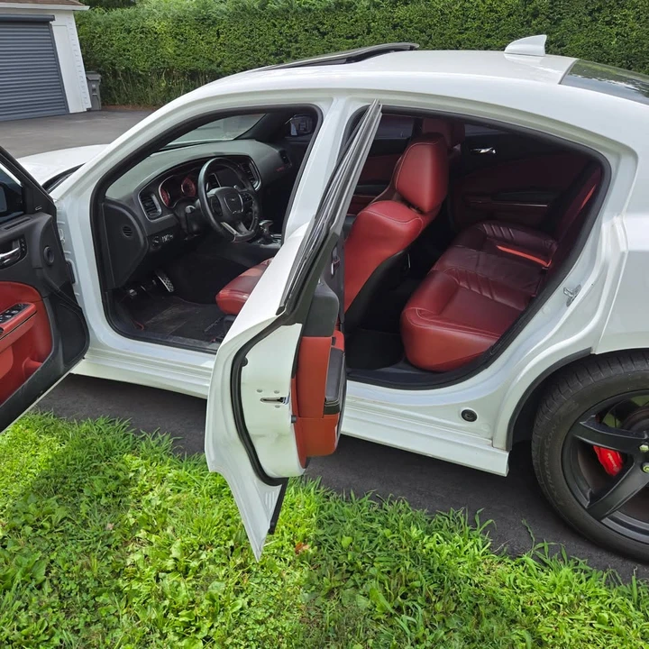 2018 Dodge Charger SRT Hellcat 7th Gen - Image 4 of 13
