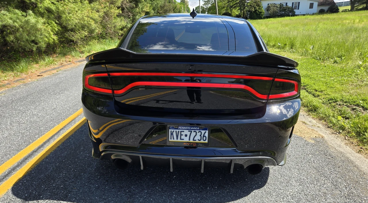2018 Dodge Charger SRT Hellcat 7th Gen - Image 13 of 31