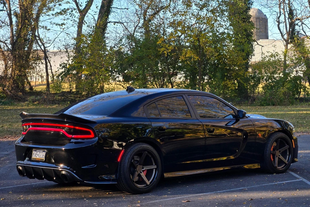 2018 Dodge Charger SRT Hellcat 7th Gen - Image 14 of 31