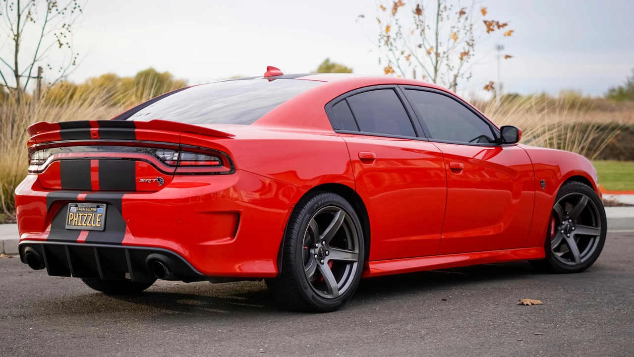 2018 Dodge Charger SRT Hellcat 7th Gen - Image 13 of 31