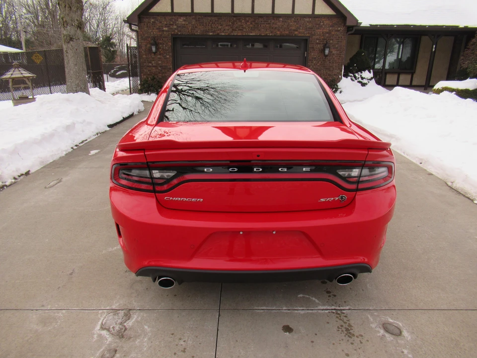 2018 Dodge Charger SRT Hellcat 7th Gen - Image 11 of 31