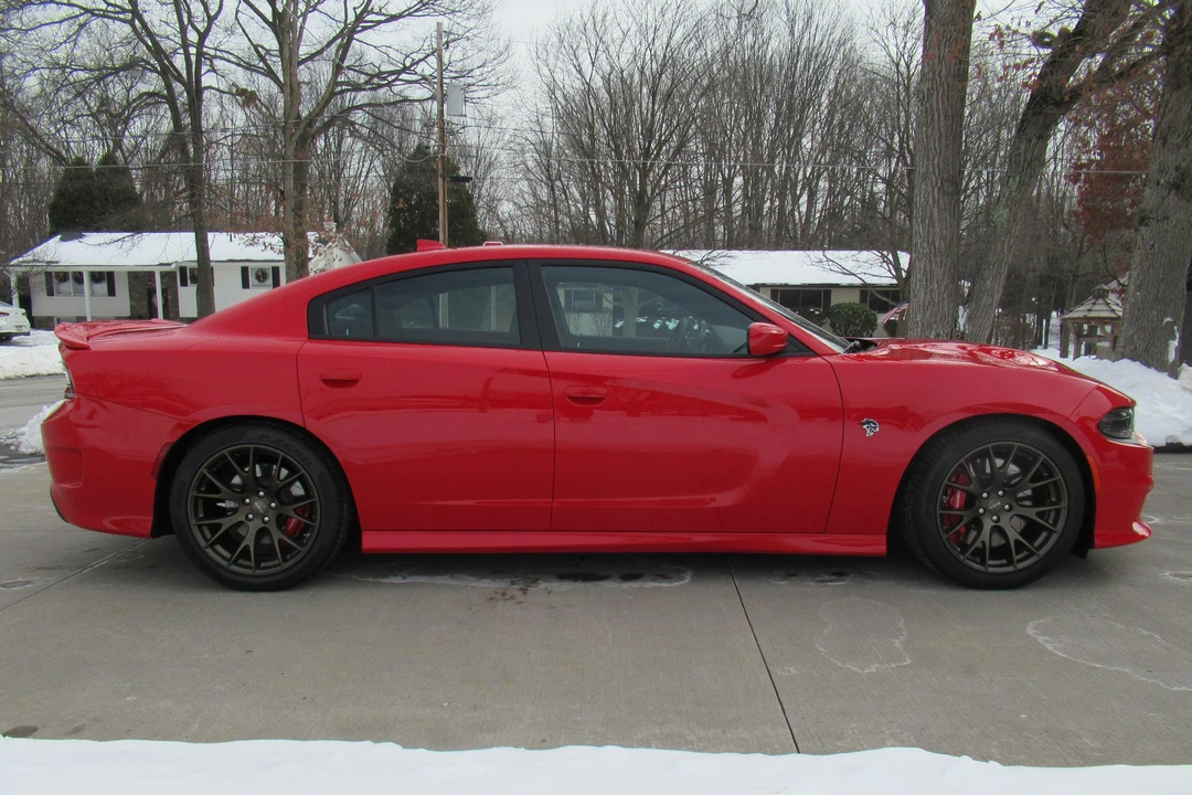 2018 Dodge Charger SRT Hellcat 7th Gen - Image 3 of 31