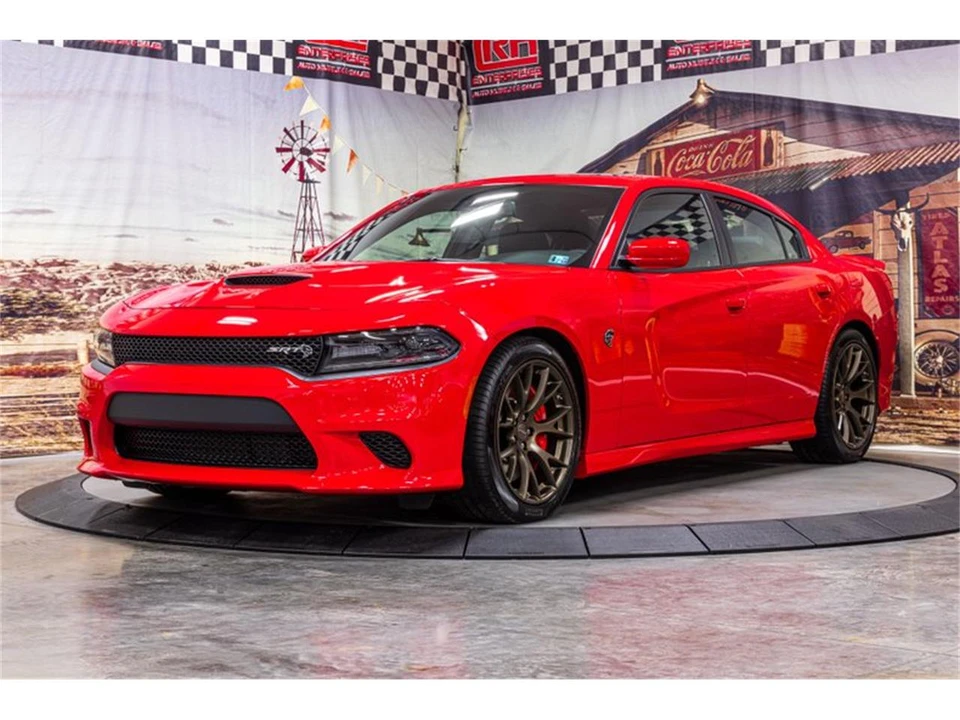 2018 Dodge Charger SRT Hellcat 7th Gen - Image 2 of 31
