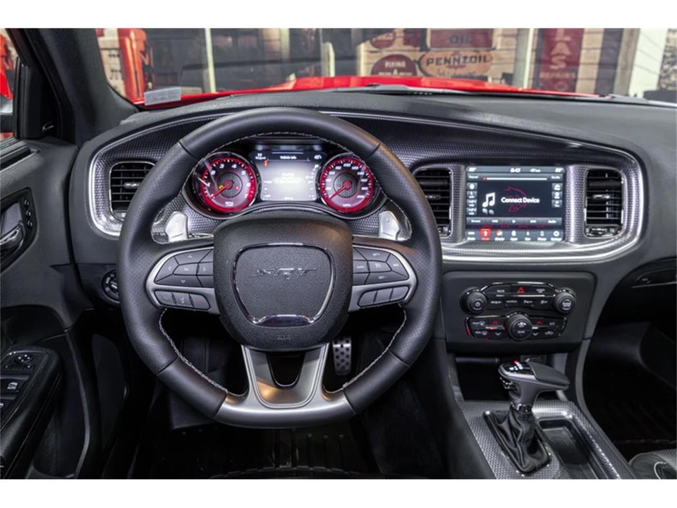 2018 Dodge Charger SRT Hellcat 7th Gen - Image 13 of 31