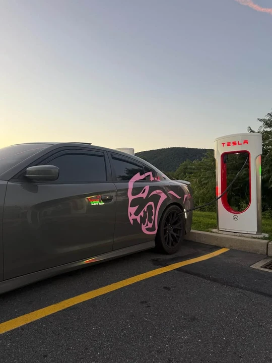 2018 Dodge Charger SRT Hellcat 7th Gen - Image 3 of 5