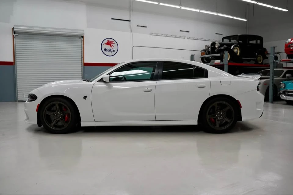 2018 Dodge Charger SRT Hellcat 7th Gen - Image 2 of 20