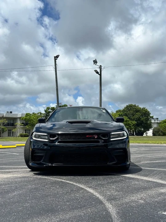 2018 Dodge Charger SRT Hellcat 7th Gen - Image 2 of 16