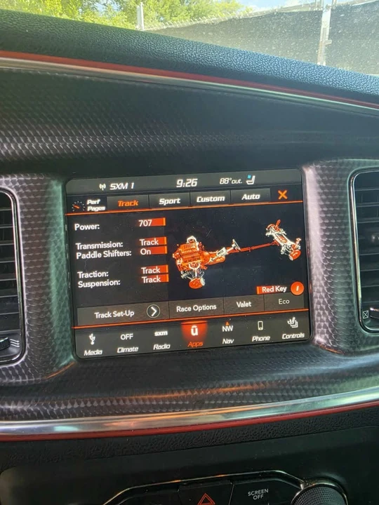 2018 Dodge Charger SRT Hellcat 7th Gen - Image 5 of 17