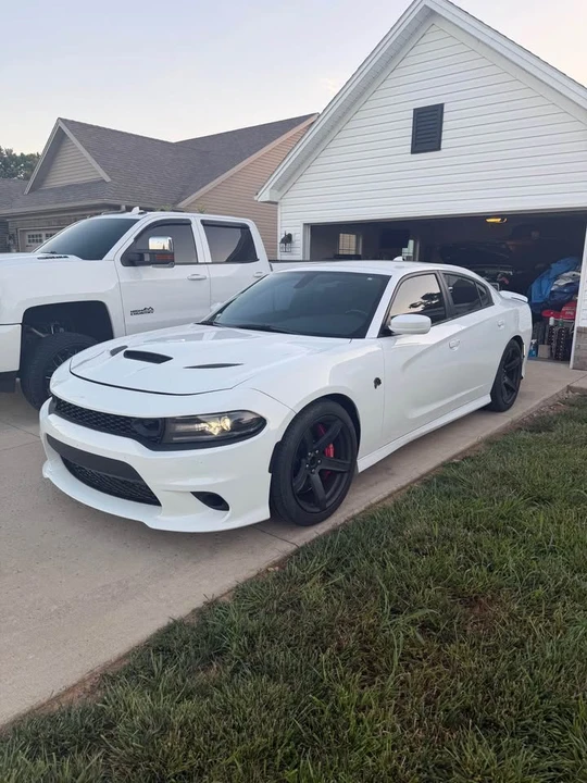 2018 Dodge Charger SRT Hellcat 7th Gen - Image 2 of 11