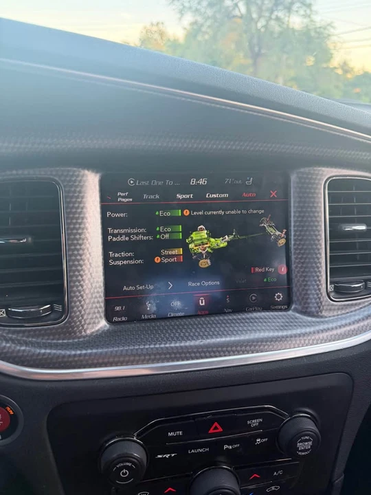 2018 Dodge Charger SRT Hellcat 7th Gen - Image 9 of 11