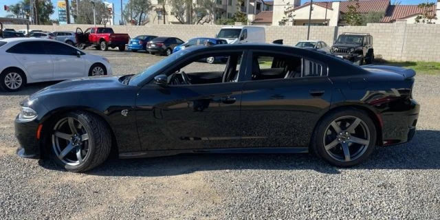 2018 Dodge Charger SRT Hellcat 7th Gen - Image 2 of 12