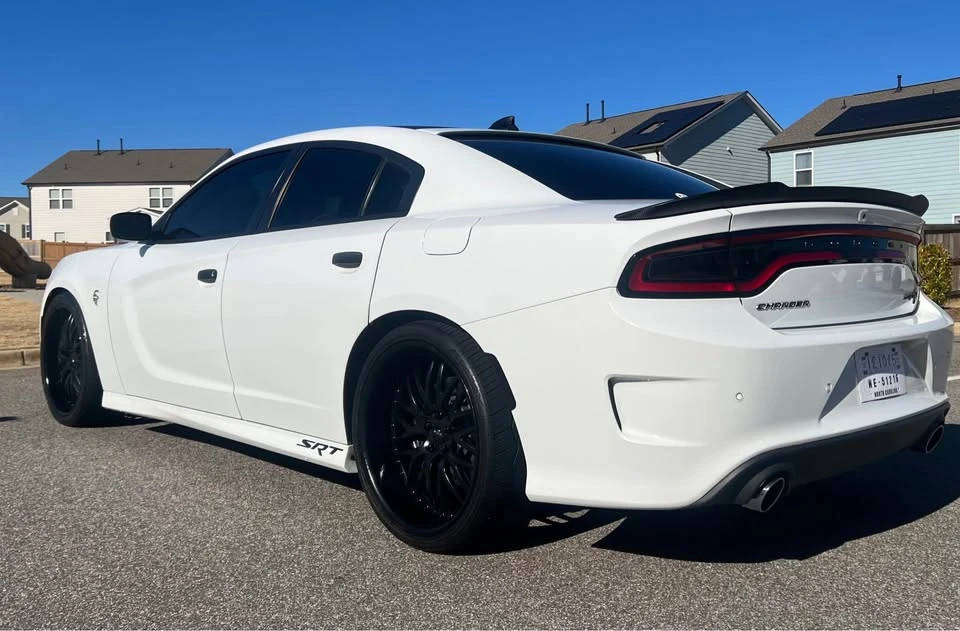 2018 Dodge Charger SRT Hellcat 7th Gen - Image 3 of 17