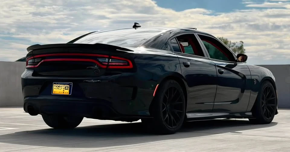 2018 Dodge Charger SRT Hellcat 7th Gen - Image 4 of 14