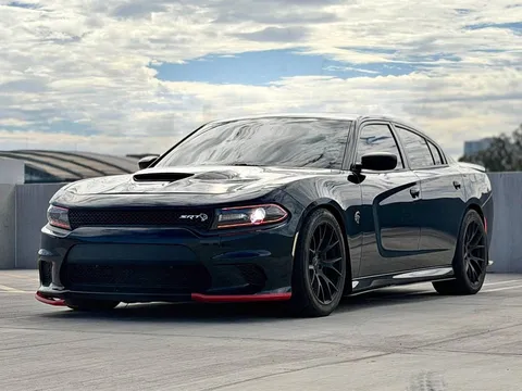 2018 Dodge Charger SRT Hellcat Sedan 4D