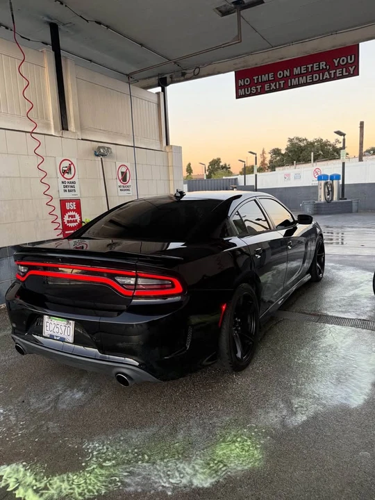 2018 Dodge Charger SRT Hellcat 7th Gen - Image 4 of 10