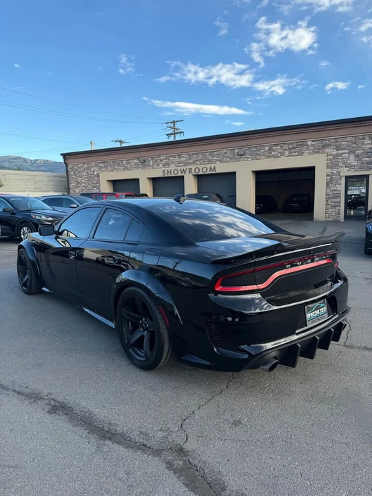 2018 Dodge Charger SRT Hellcat 7th Gen - Image 4 of 10