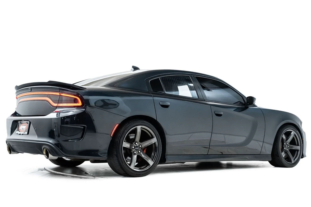 2018 Dodge Charger SRT Hellcat 7th Gen - Image 5 of 31