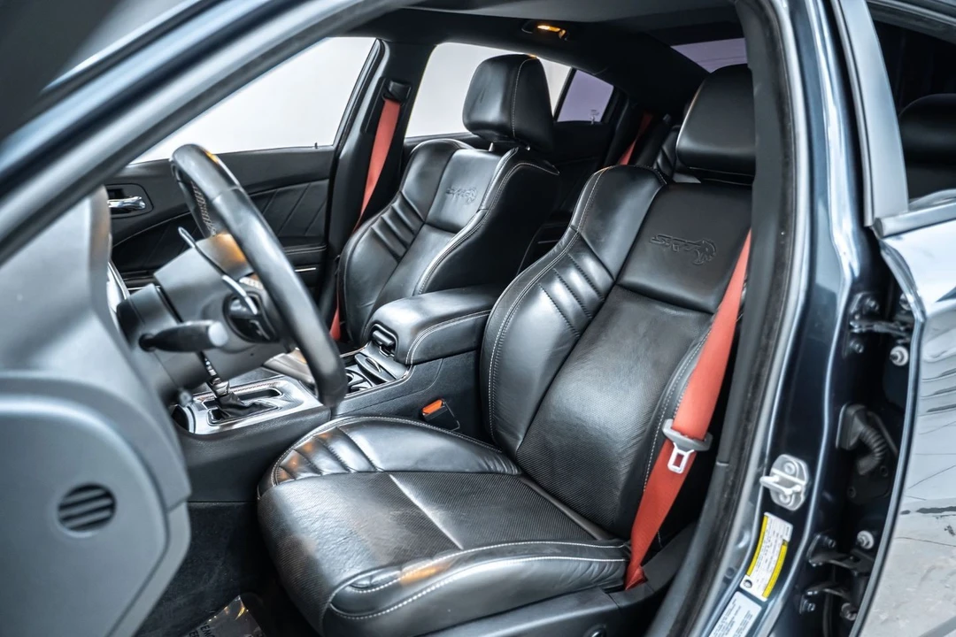 2018 Dodge Charger SRT Hellcat 7th Gen - Image 17 of 31