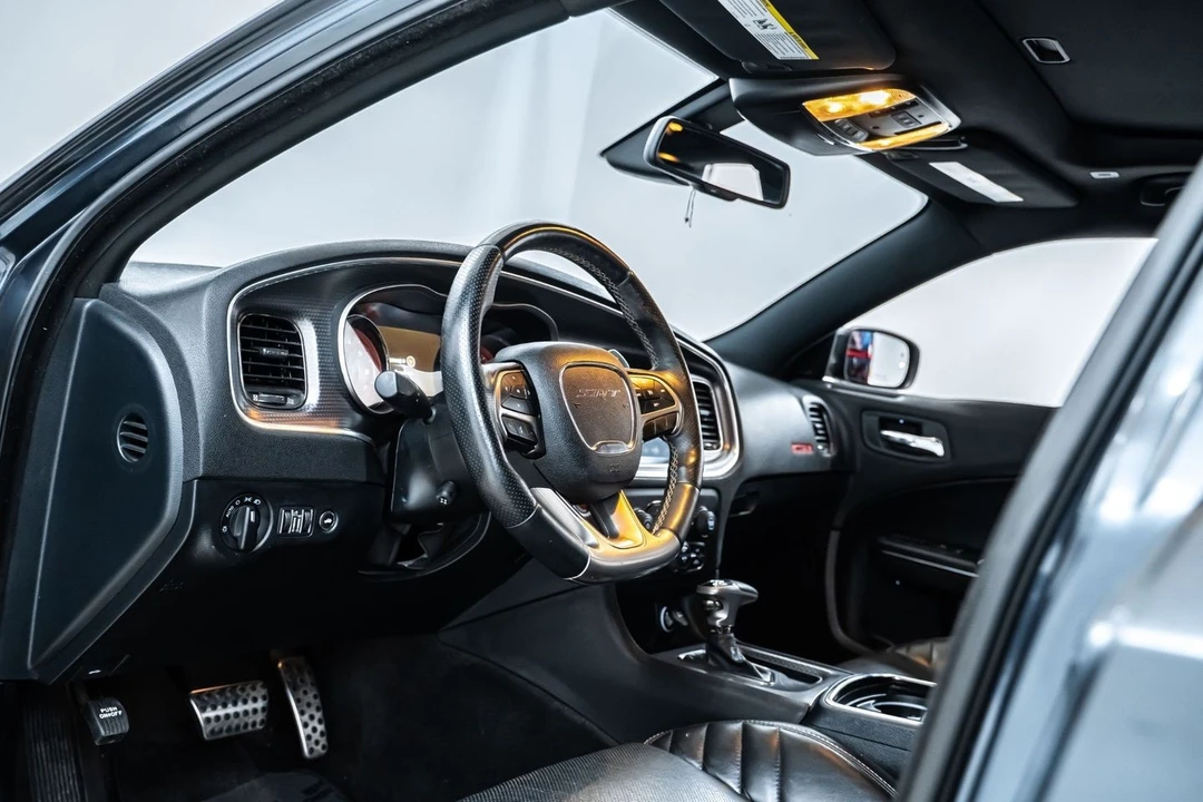 2018 Dodge Charger SRT Hellcat 7th Gen - Image 16 of 31