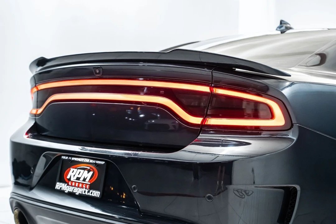 2018 Dodge Charger SRT Hellcat 7th Gen - Image 12 of 31