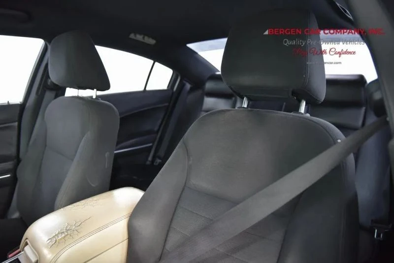 2018 Dodge Charger 7th Gen - Image 11 of 12