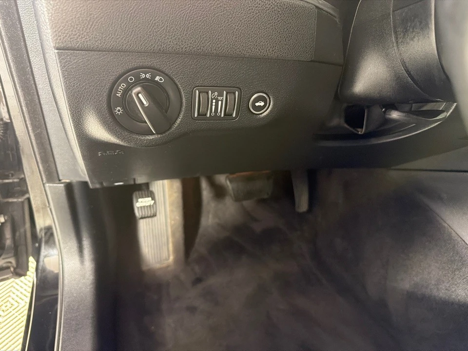 2018 Dodge Charger 7th Gen - Image 12 of 23