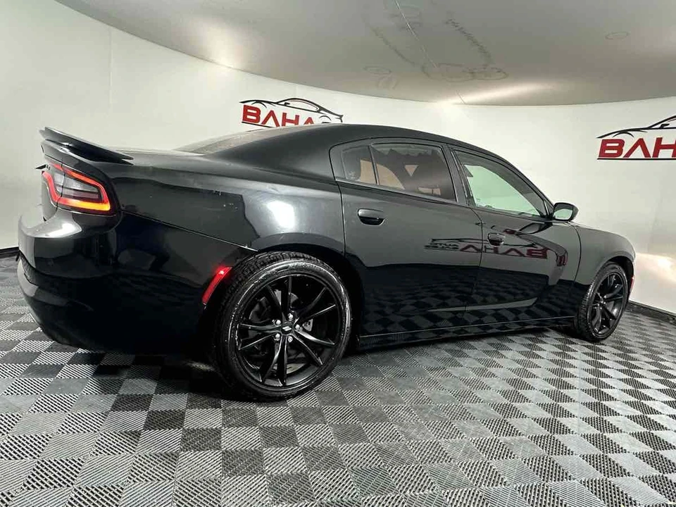 2018 Dodge Charger 7th Gen - Image 9 of 31