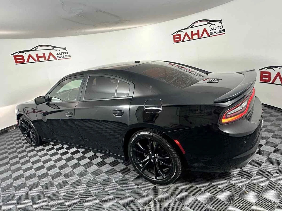 2018 Dodge Charger 7th Gen - Image 5 of 31