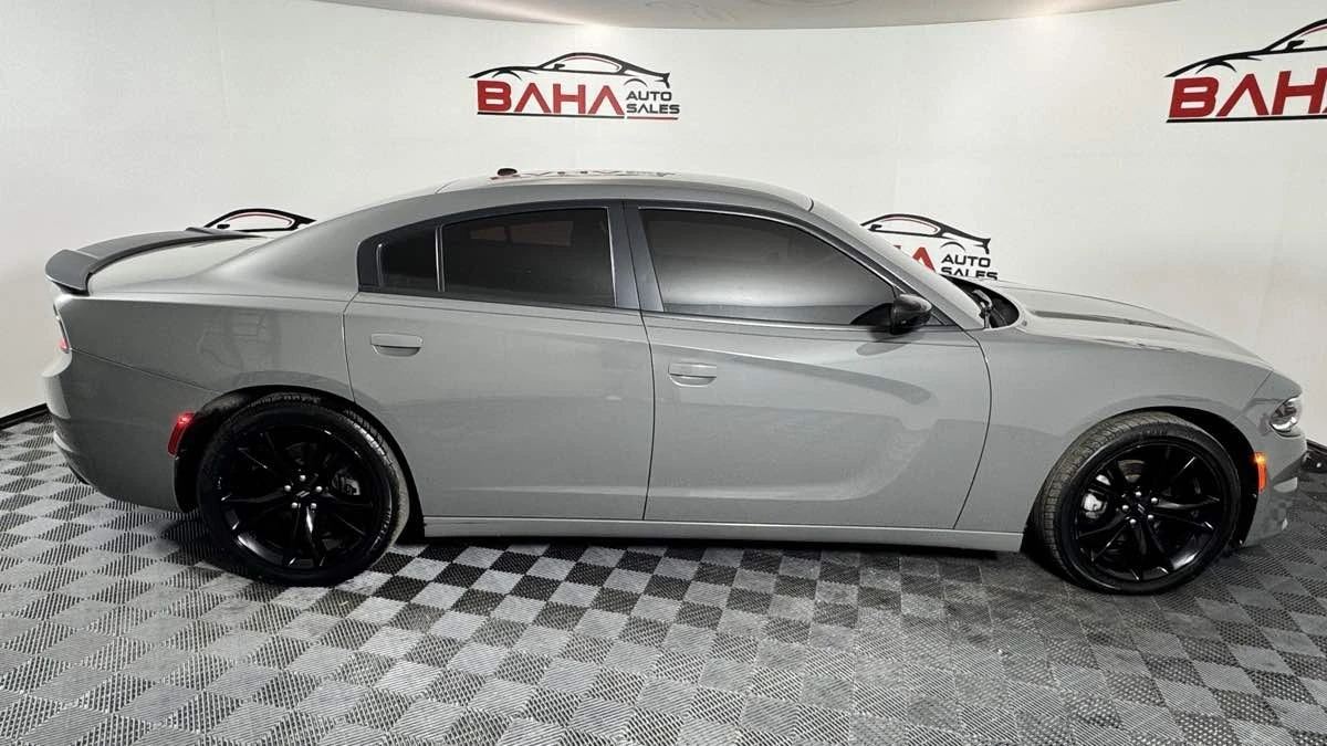 2018 Dodge Charger 7th Gen - Image 11 of 31