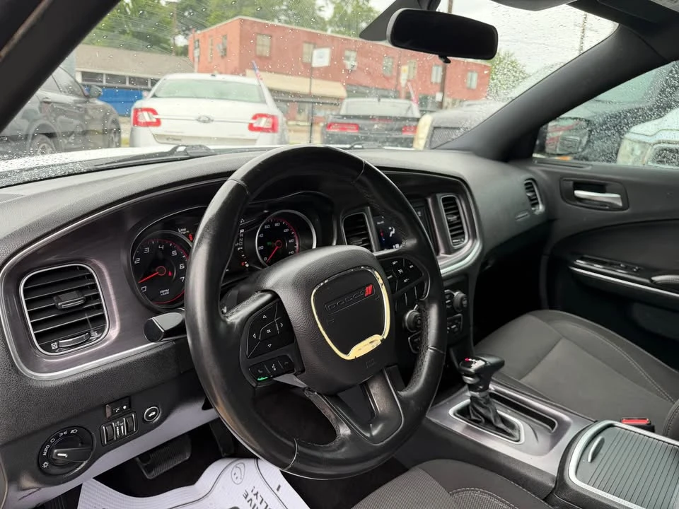 2018 Dodge Charger 7th Gen - Image 11 of 13