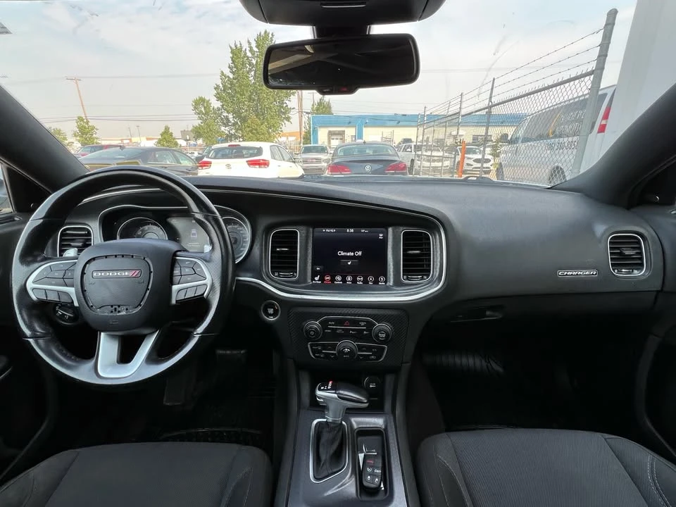 2018 Dodge Charger 7th Gen - Image 13 of 18