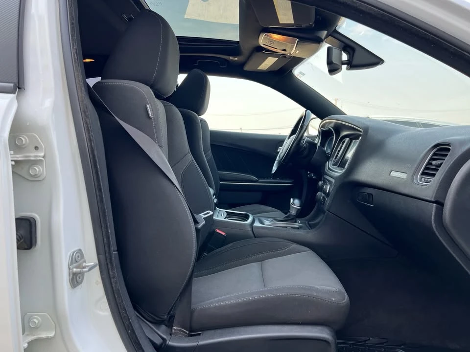 2018 Dodge Charger 7th Gen - Image 16 of 18