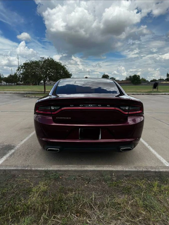 2018 Dodge Charger 7th Gen - Image 2 of 12