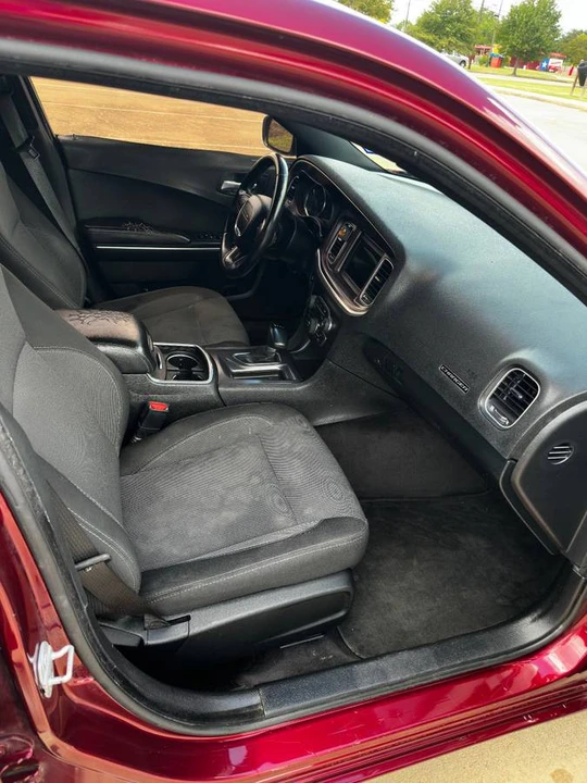 2018 Dodge Charger 7th Gen - Image 9 of 12