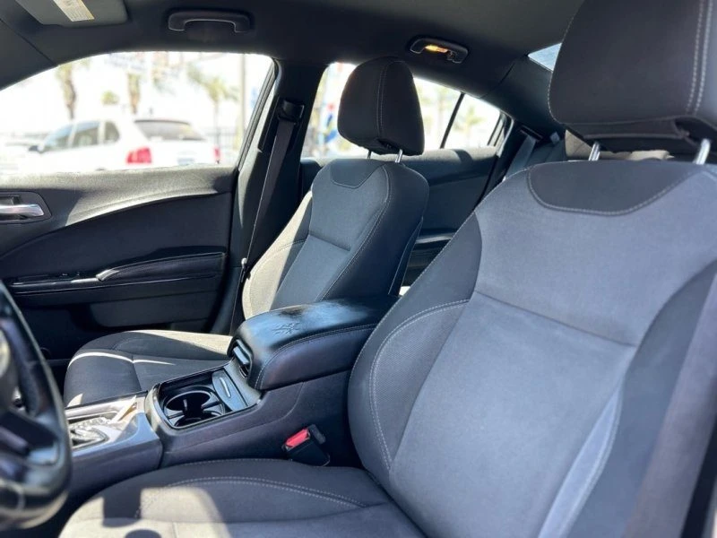 2018 Dodge Charger 7th Gen - Image 6 of 10