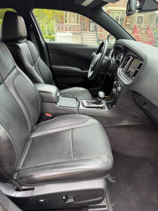 2018 Dodge Charger 7th Gen - Image 9 of 19